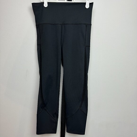 EUC - Zyia Light N Luxe Black Capris with Mesh Size 6-8 - Picture 2 of 9